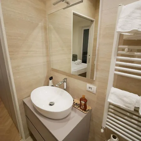 Apartamento Elegant And Quiet Milão